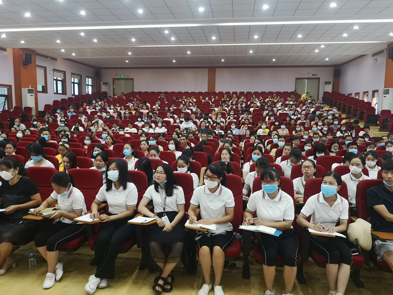 15985215680147bfc5826aeb1dd81ebd7a9fd80e2fa7c.jpg 参训学员.jpg