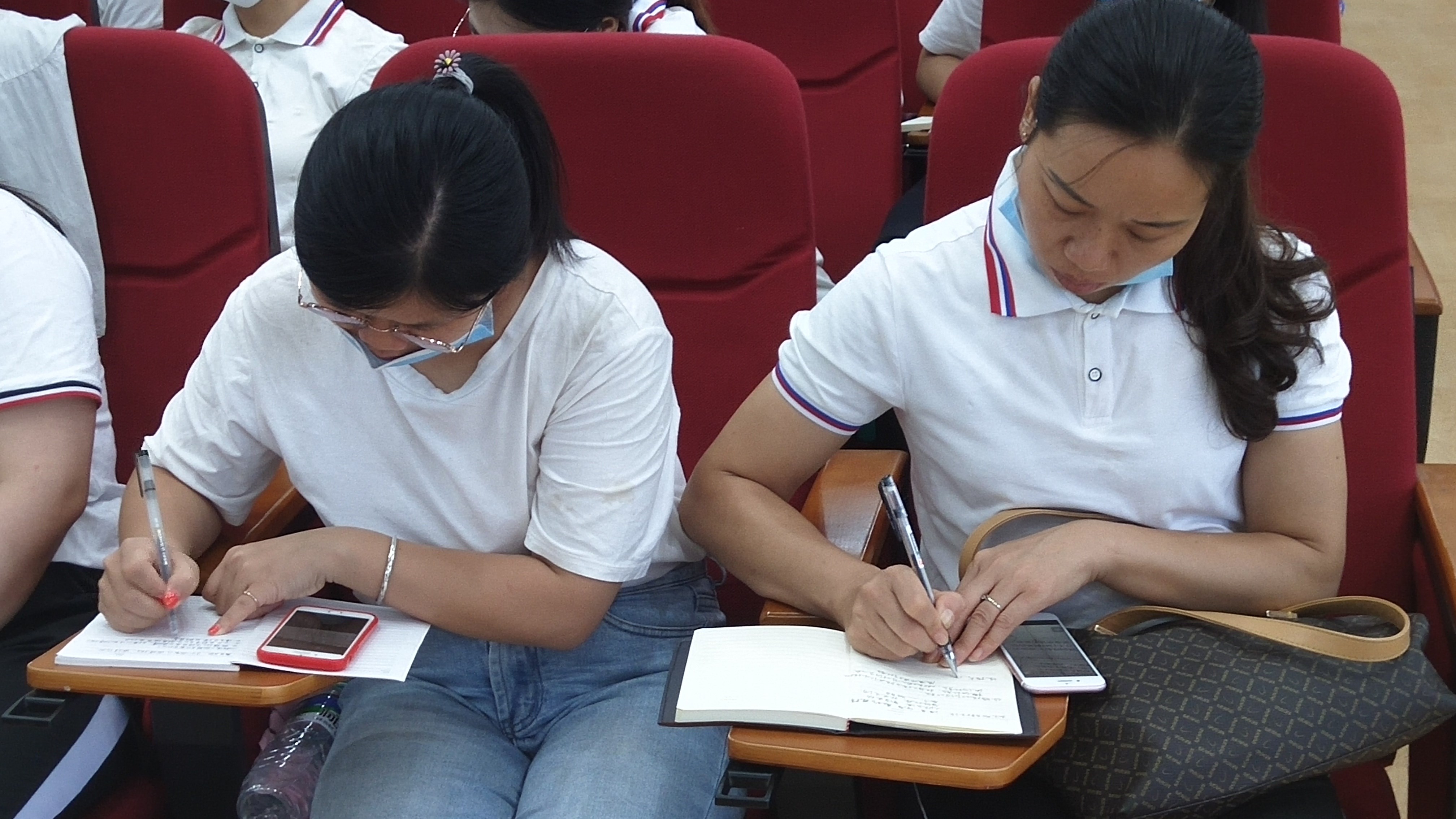 1598523132281bea094dca8669cd203ab1b3ba566f92d.jpg 专注_副本.jpg
