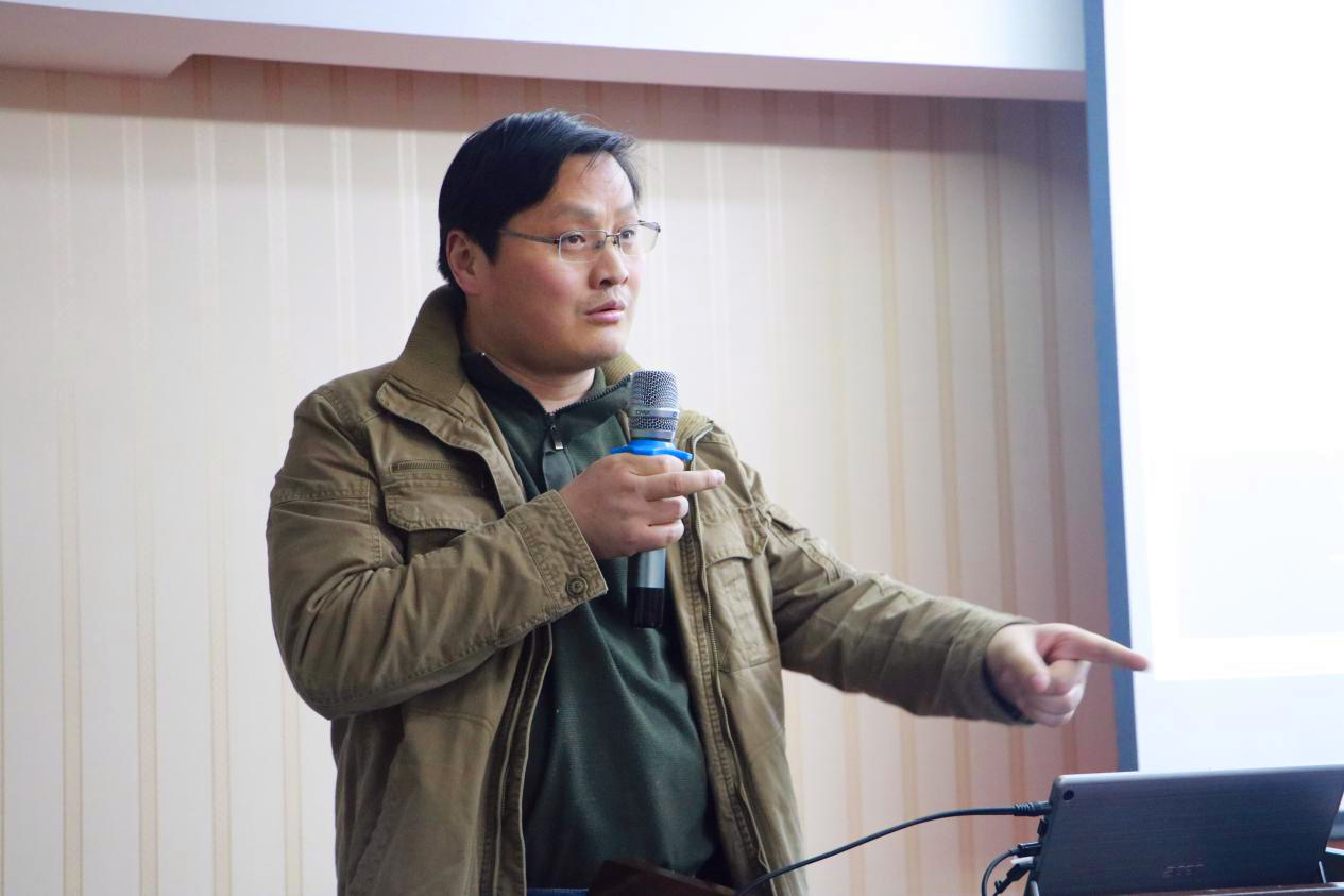 15247968681450e016d8ec6025cc906a659de745a11c5.png 图 9秦淮区教师发展中心副主任丁玉祥作专题指导_副本.png