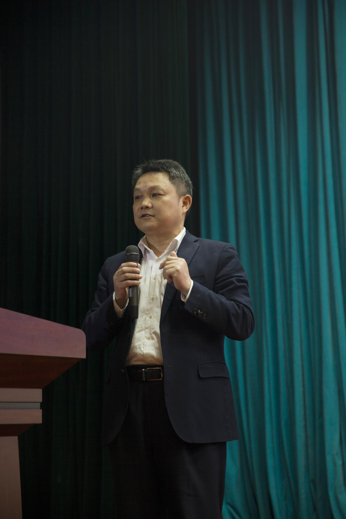 1528790624220fd093ca1ea4bd2d627a311005520447c.png 图片9 (2).png